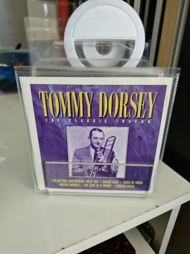 LOTE DE 50 CDS JAZZ,ROCK,ORIGINALES