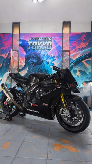 Honda CBR 1000 RR-R SP