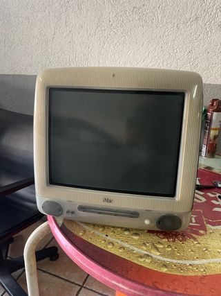 Ordenador iMac 1ª Serie Beige