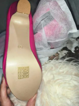 Zapatos de tacón rosa fucsia talla 39