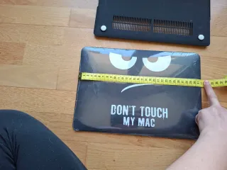 Funda Protectora Portátil Don't Touch My Mac
