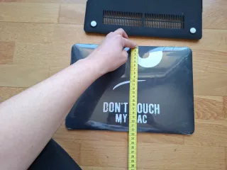 Funda Protectora Portátil Don't Touch My Mac