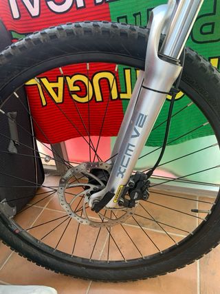 Bicicleta de montaña gris 620 No se hace envio