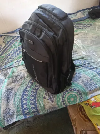 Mega oferta Mochila Sport Negra nueva
