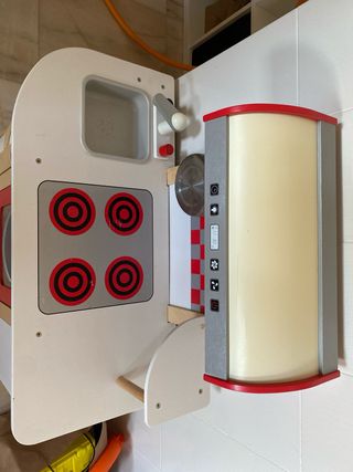 Cocina de madera Hape de juguete