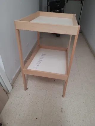 Mueble cambiador de madera