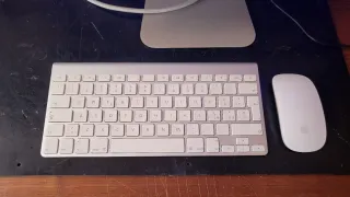 Apple iMac 21.5 Mid 2011