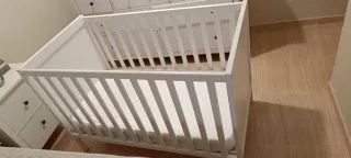 Cuna de madera blanca Ikea