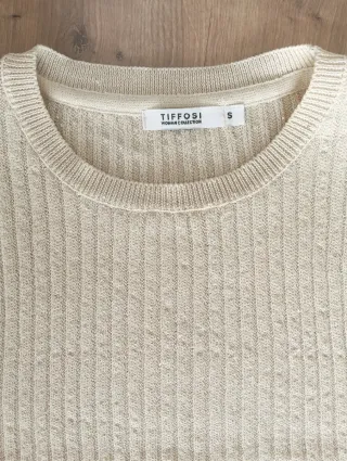 Top Tiffosi bege com brilho tam S
