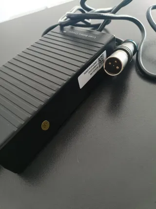 Cargador Batería Patinete Eléctrico Li-ion