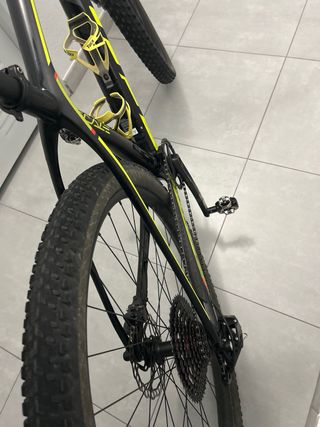 Bicicleta Scott Scale Montagna