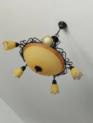 Lámpara de hierro y cristal