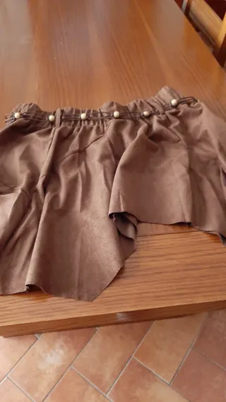 Gonna in camoscio marrone