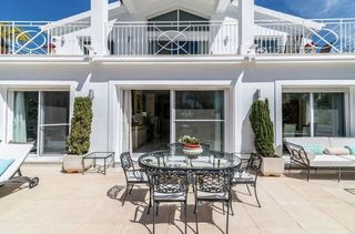 Chalet en alquiler en Elviria en Marbella
