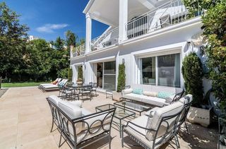 Chalet en alquiler en Elviria en Marbella