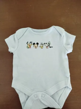 Body bebé Disney Mickey y Pluto  7 bodys