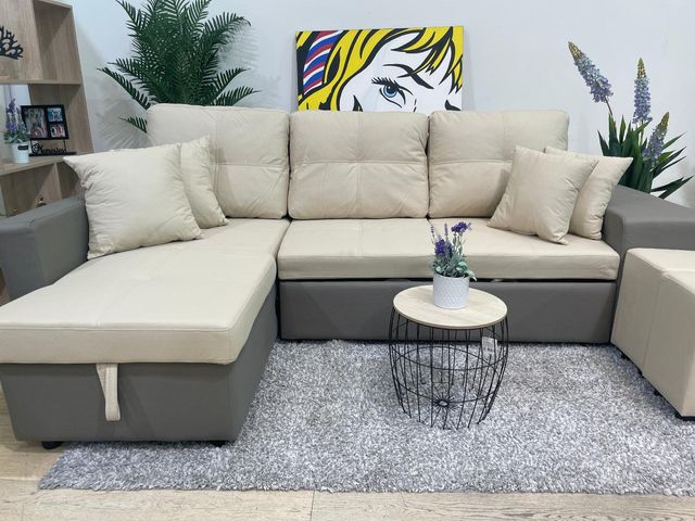 Sofá cama beige con arcón incorporado