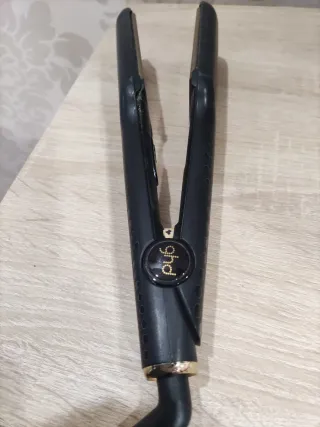Piastra per capelli ghd nera
