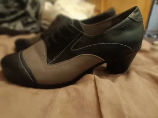 Zapatos Oxford Retro Tacón Beige/Negro