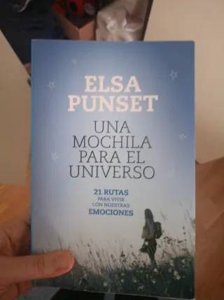 Lote tazas como entrenar a tu dragon,revistas,libr