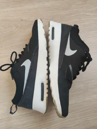 Nike Air Max Thea 38.5 Negro Blanco zapatillas