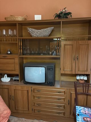 Mueble Comedor Madera y Cristal