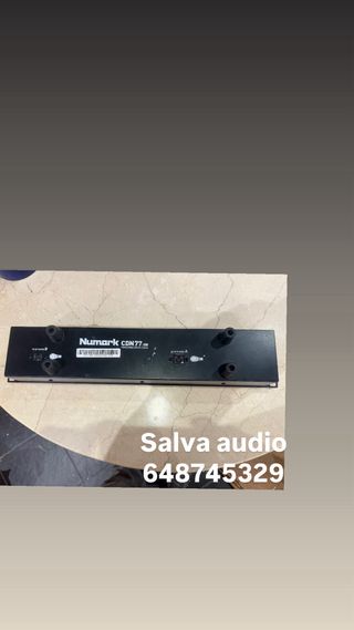 Controladora Numark CDN77U