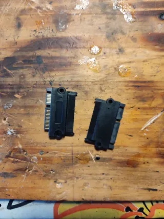 2 Conectores SATA Macho y Hembra