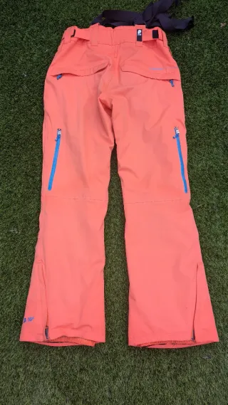Pantalón esquí naranja tirantes. Picture talla M