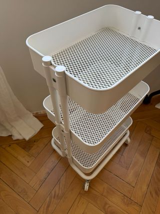 Carrito organizador blanco con ruedas