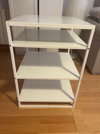 Struttura JONAXEL IKEA con mensole