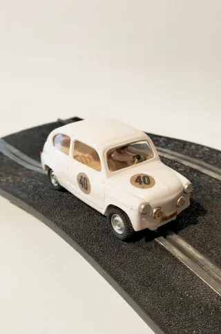 TC 600 Scalextric réplica