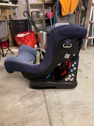 Seggiolino auto Chicco blu
