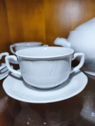 Juego de consomé de porcelana