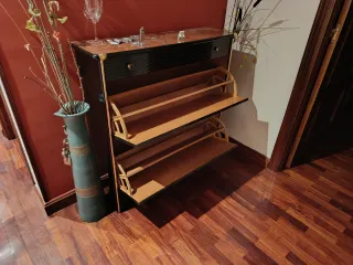 Zapatero madera en perfecto estado
