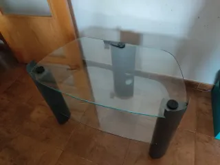 Mesa TV cristal y metal