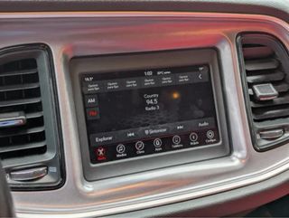 Dodge Challeger SXT RWD 2019