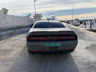 Dodge Challeger SXT RWD 2019