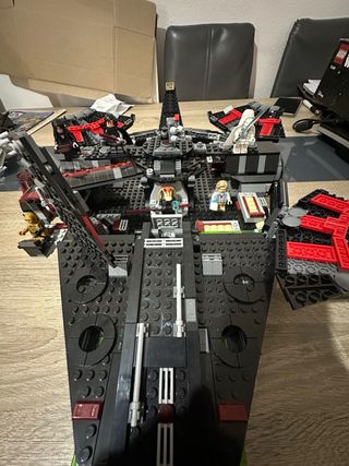 Lego Star Wars Halcón Oscuro