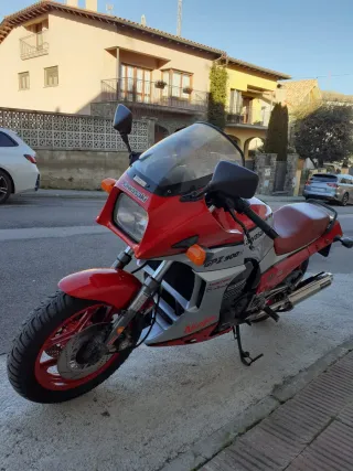 Kawasaki GPZ 900R Ninja 1984