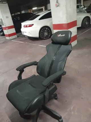 Silla de oficina Vinsetto negra