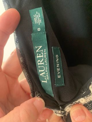 Vestido de fiesta negro y dorado