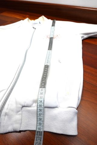 Chaqueta Adidas Beige con Pedrería Dorada