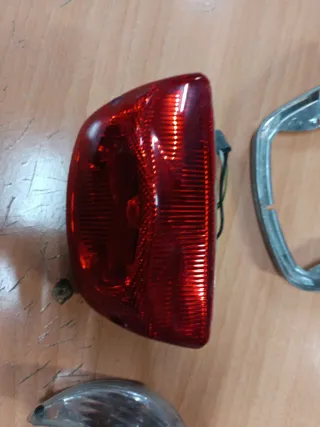 Pilotos Piaggio LX 50