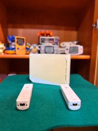 Consola Nintendo Wii Blanca + Mandos