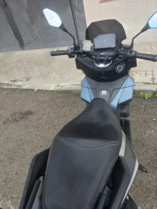 Wottan Storm-X 125cc Scooter 8500km año 2025