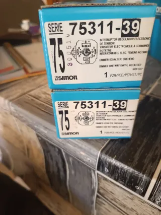 Interruptor Regulador Electrónico Simon 75311-39
