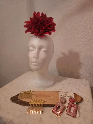 Conjunto Flamenca: Flor, peinecillos y Pendientes