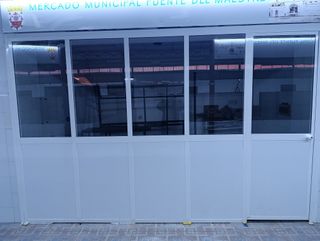 Cierre aluminio y cristal 3.50x2.20