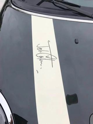 Banda Capot MINI Blanco y Negro JCW